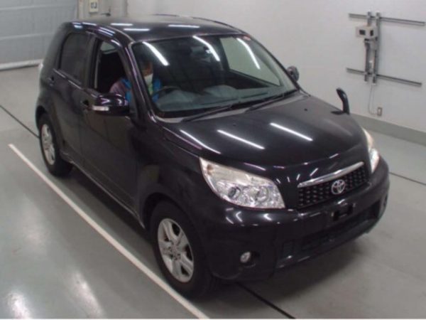 TOYOTA RUSH